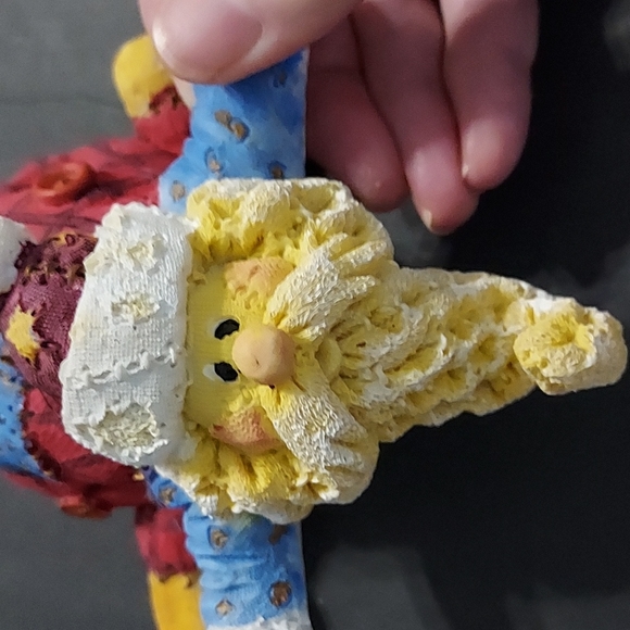 Santa Stocking Hanger some paint missing in back,chip on button in the back. - Picture 2 of 9